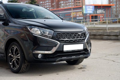 Решетка радиатора БАРС на LADA XRAY
